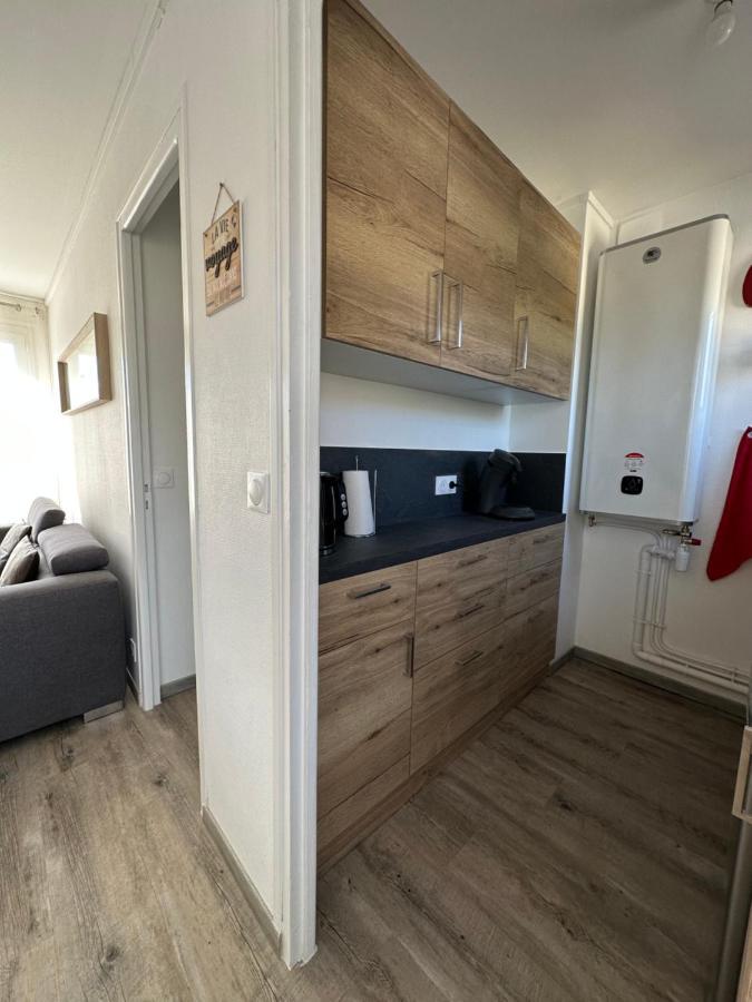 Arlette Apartment Уистреам Екстериор снимка